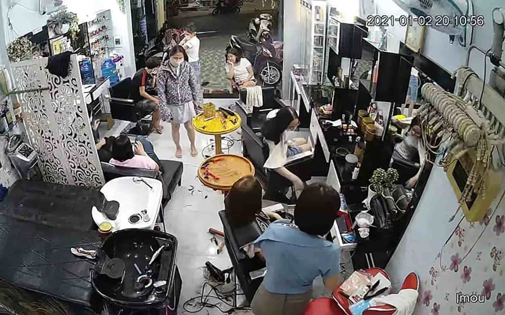 Lắp camera IPC-G26EP Dahua cho tiệm làm tóc