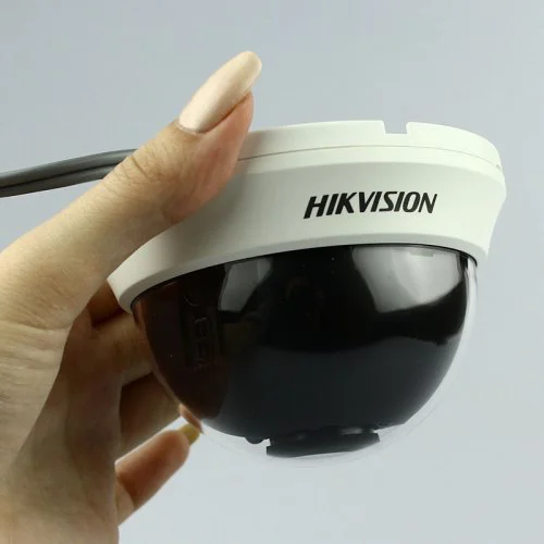 Camera HDTVI HIKVISION DS-2CE56H0T-IRMMF độ phân giải 5MPa